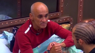 Ayrton aconselha Kaysar: 'A vida também oferece flores'