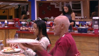 Ayrton aposta: 'A pessoa que for para o Paredão escolhe com quem ela vai'