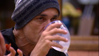 Ayrton especula sobre Paredão: 'Quinta-feira já tem, acho'