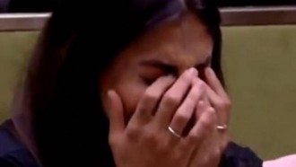 BBB20 - Jonas Sulzbach reage após crise de choro de Mari Gonzalez diante de coronavírus