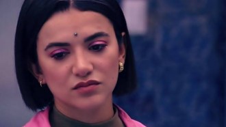 Manu faz confissão do passado e entrega medo