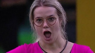 BBB20 - Marcela entrega detalhes sobre primeira vez na cama com Daniel