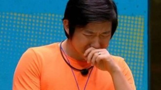 BBB20 - Pyong se emociona ao ver o filho pela primeira vez