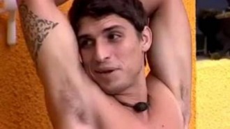 BBB20 - “Vou sair daqui e vão querer meu beijo”, diz Felipe sobre elogio