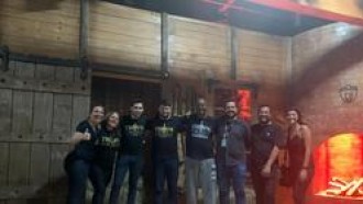 Campeões de vendas visitam bastidores de A Fazenda