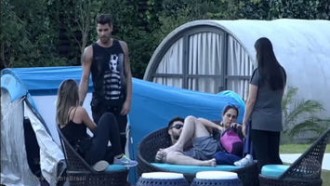 Competidores que estão na DR se emocionam após a Prova dos Casais