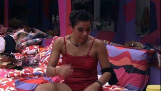 Elana sobre beleza de Paula: 'Acho que te dava uma chance'
