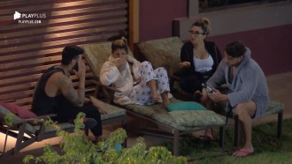 Em conversa, Thayse dispara: ‘Tem gente aqui que todo dia é uma cara’