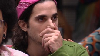 Após ser indicado pelo Líder, Projota salva Fiuk do Paredão