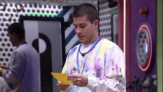 Arthur Aguiar escolhe brothers para o Almoço do Anjo