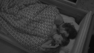 Brothers dormem após Festa da Above no BBB21