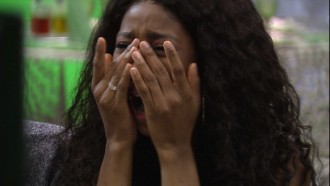 Camilla de Lucas se emociona com Presente do Anjo no BBB21