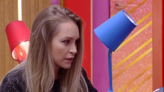 Carla Diaz fala sobre relação com Arthur: 'Ficou indefinido'