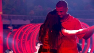 Davi e Isabelle dançam juntos na Festa do BBB 24