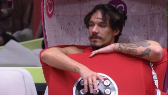 Eliezer revela em quem votará e motivo: 'Não me deu parabéns'