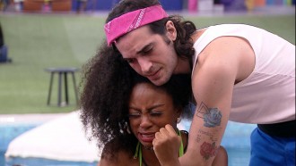 Emparedada Lumena se emociona no BBB21: 'Eu não sou só isso'