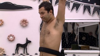 Emparedado, Gilberto canta no Quarto Cordel