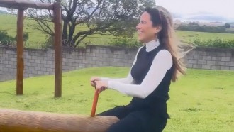 Encontro de ex-BBBs: Wanessa visita casa de Beatriz Reis