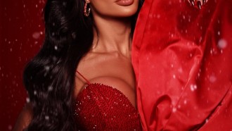 Ex-BBBs capricham no look para a noite de Natal; veja as fotos