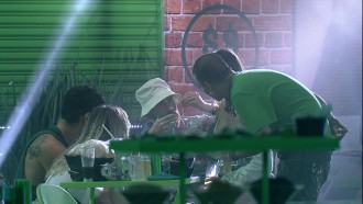 Fred se desentende com MC Guimê: 'Não consigo trocar ideia'