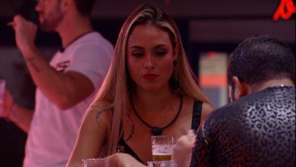 Gilberto fala para Sarah: 'Quero ir ao Paredão, não'