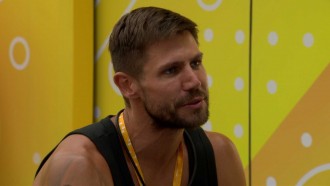 Jonas Sulzbach faz sua estreia no Quarto do Líder do BBB 26
