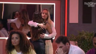 Key Alves diz para Bruna Griphao: 'Você é uma ótima jogadora'