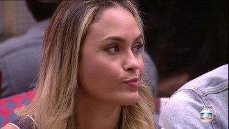 Líder Karol Conká indica Sarah ao terceiro Paredão do BBB21