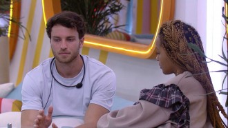 Lucas declara para Natália: 'Preciso pegar esse líder'