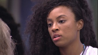 Lumena dispara para Carla Diaz: 'Você me enquadra'