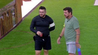 Marcelo desabafa e critica brothers no BBB 25: 'Palhaçada'