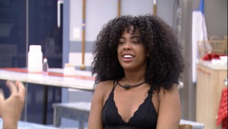 Marvvila diz que já cantou com Paulo André na casa de Neymar