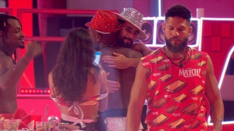 Matteus se emociona ao ouvir música tradicional no BBB 24