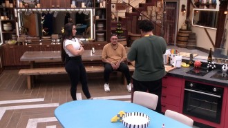 MC Bin Laden afirma desânimo com berlinda: 'Aceitar sair'