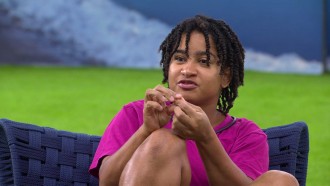 Milena muda o penteado no BBB 26; veja