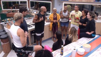 No BBB 23, brothers brigam pela divisão de comida da Xepa