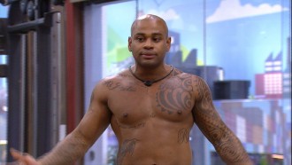 No BBB 23, Cezar faz alerta sobre sister: 'Adversária no jogo'