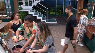 Sister elogia Cristian e Cara de Sapato no BBB 23, e Amanda sugere: 'Clima de romance'