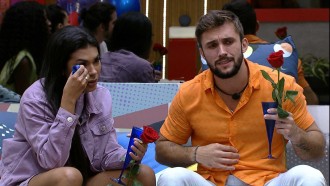 Pocah chora e desabafa com Arthur: 'Eu não sou um monstro'