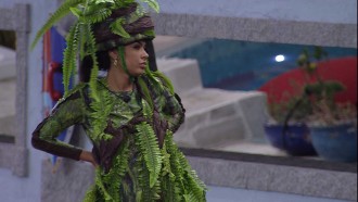 Pocah elogia Arthur, mas pondera: 'Eu ia me afastar dele'