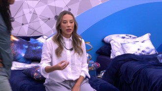 Renata opina sobre Vitória Strada: 'Só quer pensar no dela'