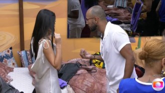 Ricardo e Larissa discutem antes do Jogo da Discórdia