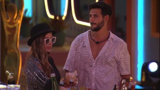 Rodrigo desabafa com Laís: 'Eu acho que vou para o Paredão'