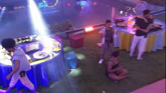 Rodrigo dispara para sister: 'Te amo, mas você é uma decepção'