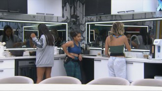 Samira dedura Jonas Sulzbach para Milena: 'Dormiu na sua cama'