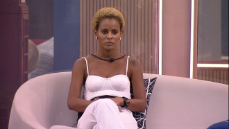 Sisters aguardam o contato de Tadeu Schmidt no BBB 23