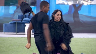 Tadeu Schmidt libera Isabelle e Luigi do Castigo do Monstro