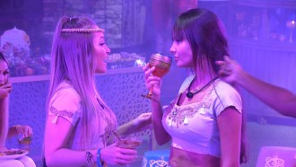 Thaís sobre o comportamento de Fiuk após beijo: 'Achei estranho'