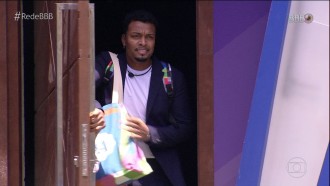 Vídeos BBB21: confira a trajetória de Nego Di no programa