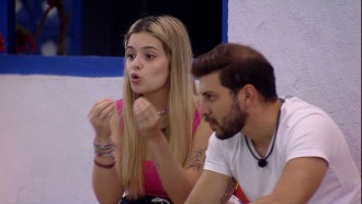 Viih Tube avisa sobre sister no BBB21: 'Eu vou pegar raiva dela'